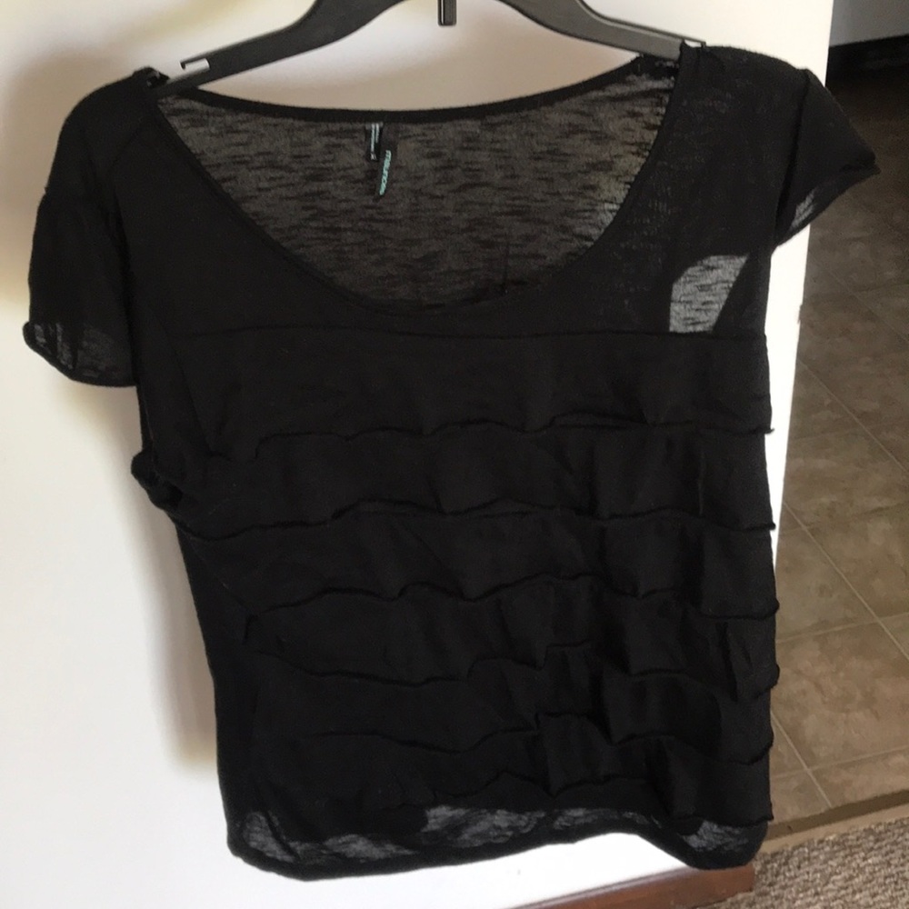 Ruffle shirt